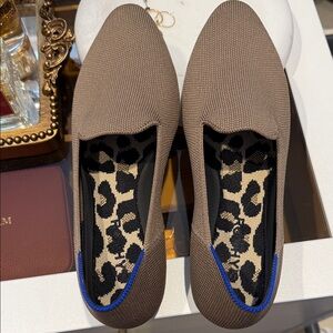 Rothy's Taupe Knit Flats with Blue Trim